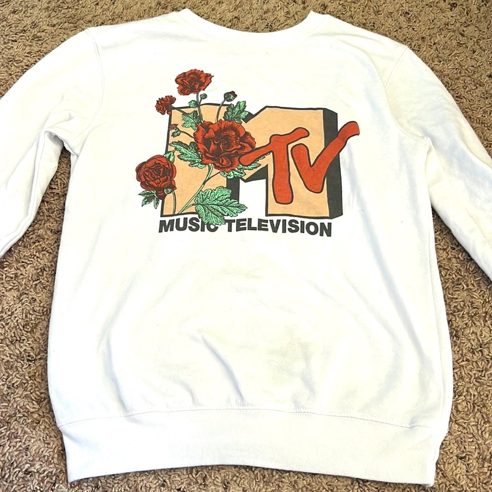 MTV long sleeve shirt